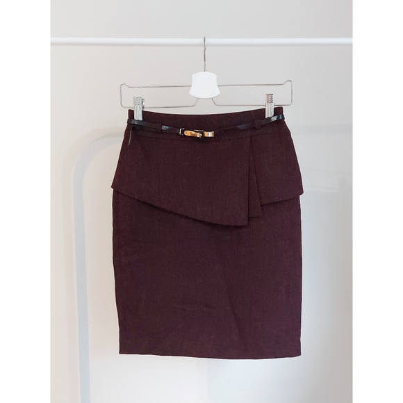 📌BOGO Maroon Pencil Skirt w/ Belt - Picture 1 of 5
